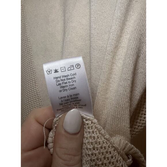 Women's Cream Boho Sweater Size Small Heartloom Lace Knit Top Cutout Back - Picture 7 of 7